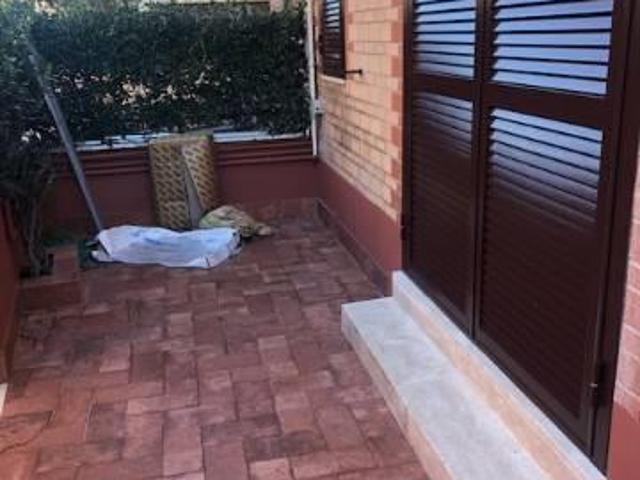 Affittasi Appartamento, Trilocale Annunci Roma, Zona Massimina Rif.649118