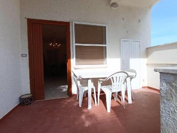 Affittasi Appartamento, TRILOCALE CON GIARDINO INDIPENDENTE FRONTE MARE Annunci Fiumicino, Frazione Focene Rif.644049