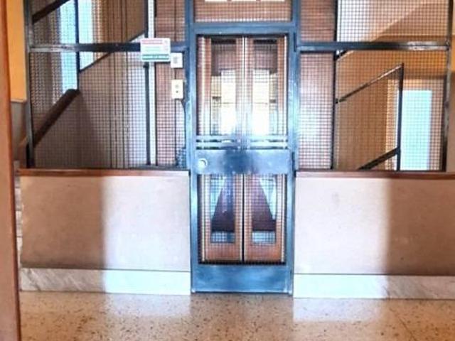 Affittasi Appartamento, Via Nomentana Valli, Batteria Nomentana, Val Brembana. Annunci Roma, Zona Città Giardino Rif.625316
