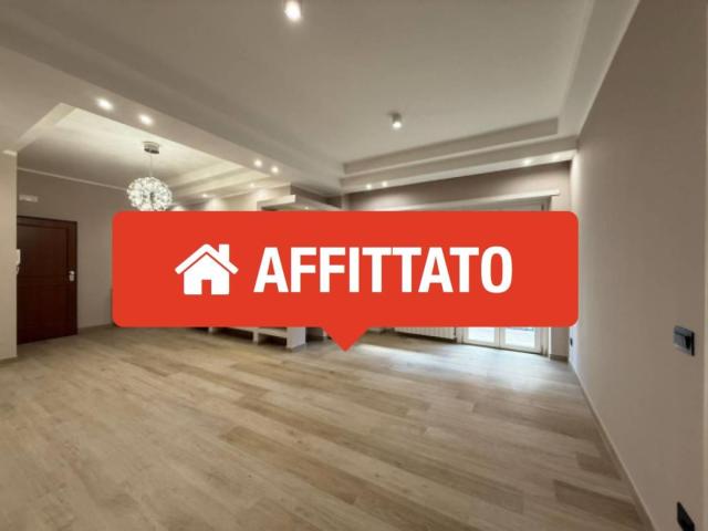 Affittasi Appartamento, * Viale Guglielmo Oberdan Appartamento trilocale * Annunci Velletri Roma Rif.650965