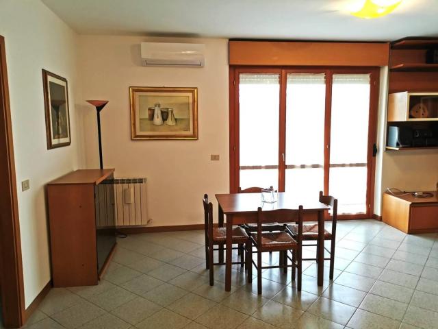 Affittasi Appartamento, VILLA BERTA Annunci Roma Roma Rif.639673