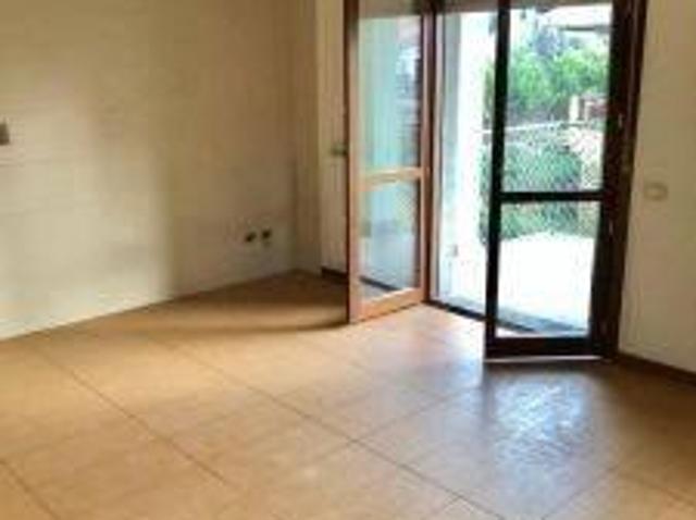Affittasi Appartamento, VILLANOVA Guidonia Montecelio Annunci Guidonia Montecelio Roma Rif.636842