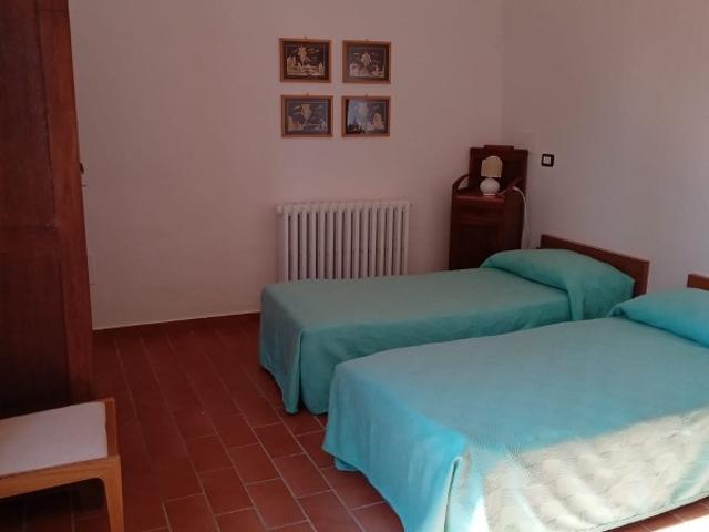 AFFITTASI: Appartamento