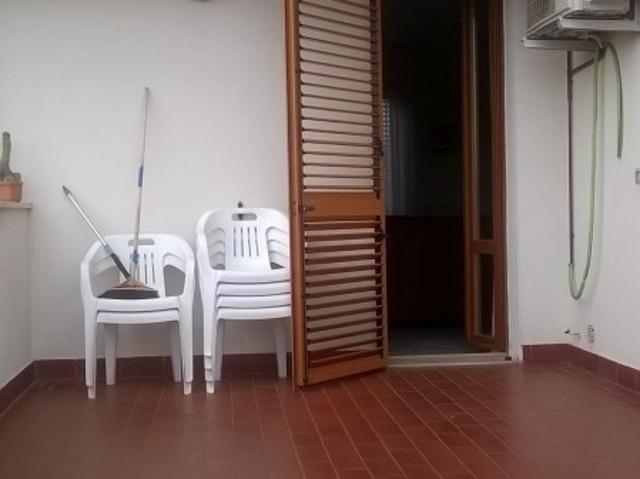 AFFITTASI: Appartamento