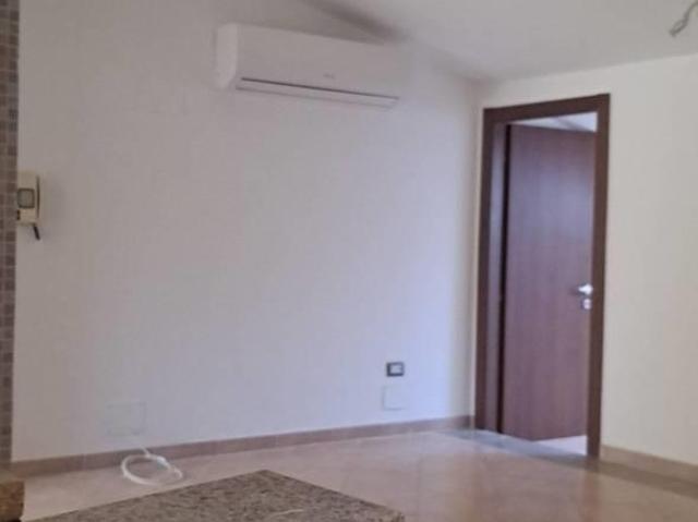 Affittasi Attico, Casal Selce Affitto Mansarda 2 piano con Ascensore Annunci Roma Roma Rif.632529