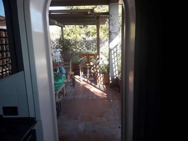 Affittasi Attico, GRAZIOSO ATTICO PANORAMICO ELEGANTEMENTE ARREDATO N90MQ CON Annunci Roma, Zona Pietralata Rif.69271