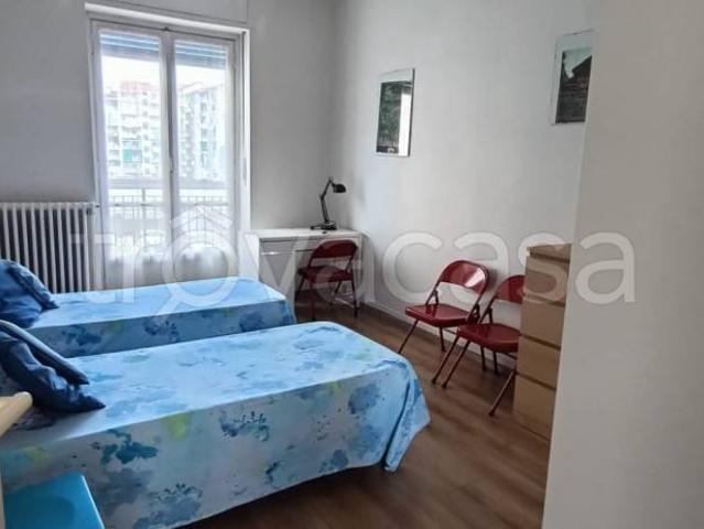 Affittasi bilocale a Torino, Santa Rita