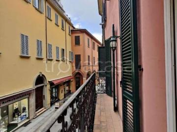 Affittasi bilocale a Bologna via Zamboni 3, San Vitale