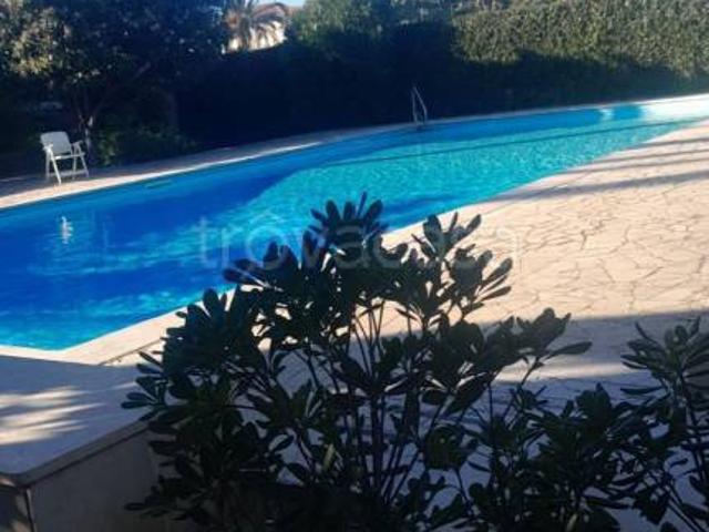 Affittasi bilocale a Fiumicino via Numana, Fregene