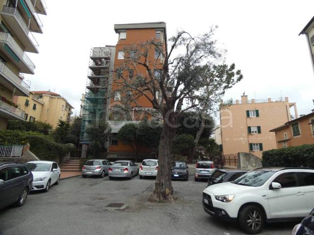 Affittasi bilocale a Genova, Nervi