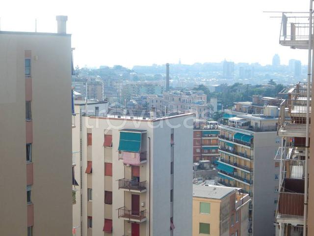 Affittasi bilocale a Genova via Fratelli Canale, Borgoratti