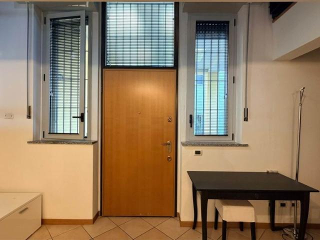 Affittasi bilocale a Milano, Gorla