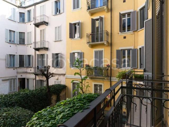 Affittasi bilocale a Milano via Castel Morrone, 10, Indipendenza