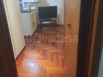 Affittasi bilocale a Roma, Policlinico
