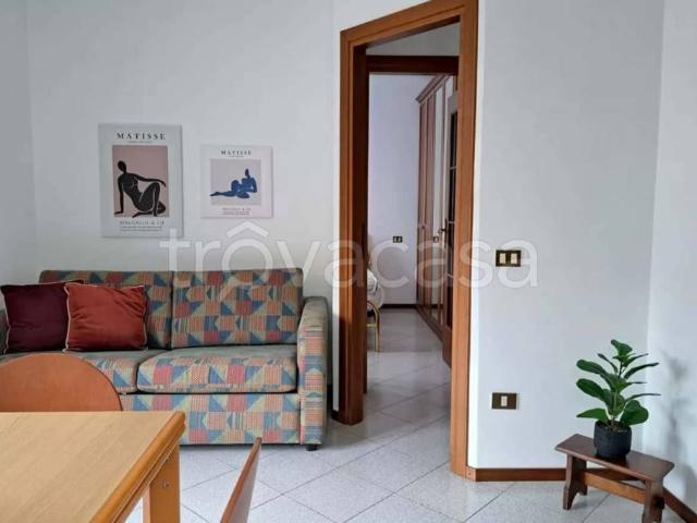 Affittasi bilocale a San Siro via Terra di Rezzonico