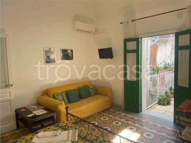 Affittasi bilocale a Siracusa via Gorizia, Borgata Santa Lucia