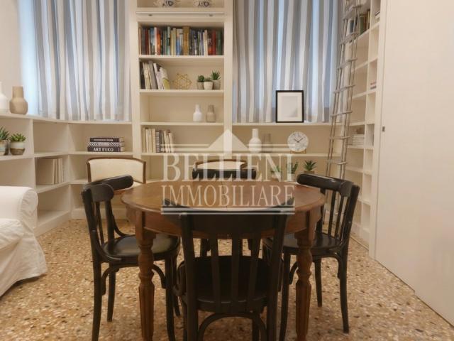 AFFITTASI BILOCALE ARREDATO IN CONTESTO SIGNORILE CENTRO STORICO VICENZA