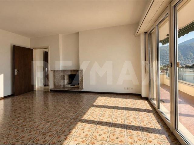 Affittasi grazioso 2½ locali con meravigliosa vista lago