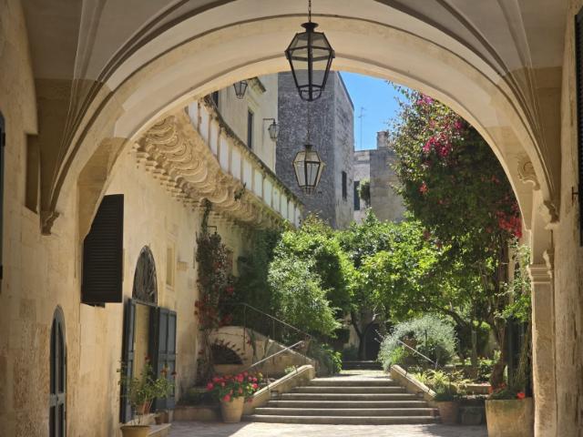 Affittasi elegante appartamento in centro storico