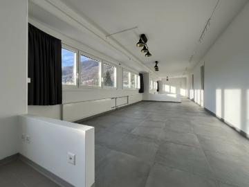 AFFITTASI LOCALE COMMERCIALE AD USO UFFICIO ATELIER A BEDANO