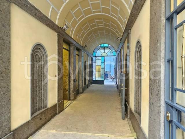 Affittasi monolocale a Milano via Sant'Agnese, 18, Sant'Ambrogio
