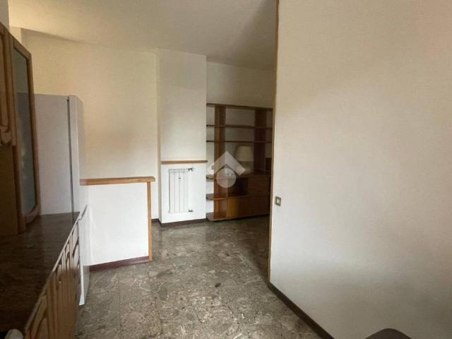 Affittasi monolocale a Bergamo via Tremana, 3, Conca Fiorita