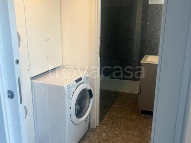 Affittasi monolocale a Lissone