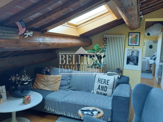 AFFITTASI MINI MANSARDATO CON TERRAZZO CORSO PALLADIO