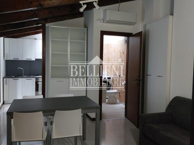 AFFITTASI SPAZIOSO MINI MQ 60 ARREDATO IN CORSO PALLADIO VICENZA