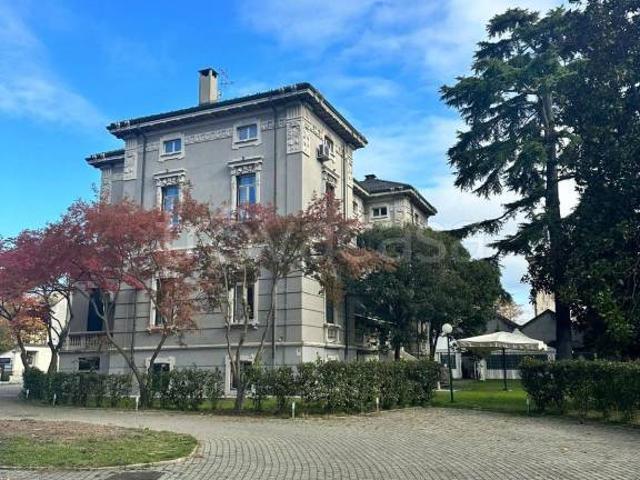 Affittasi stabile/palazzo a Milano, Gallaratese