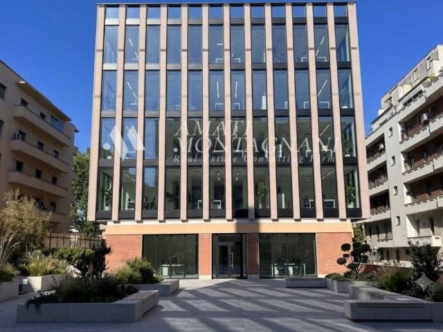 Affittasi stabile/palazzo a Roma via Fornovo, 8, Prati