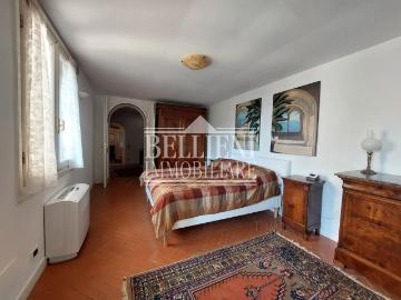 AFFITTASI PRESTIGIOSO APPARTAMENTO ARREDATO IN VILLA LONGARA