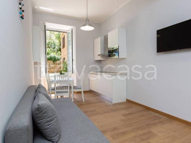 Affittasi quadrilocale a Roma via Alessandria, Salario Porta Pia
