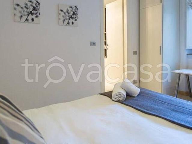 Affittasi quadrilocale a Roma via della Purificazione, Spagna