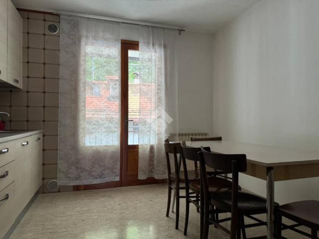 Affittasi quadrilocale a Valbrenta