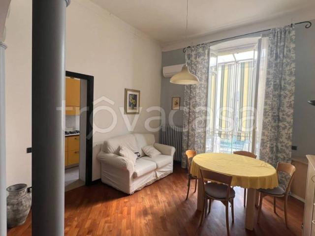 Affittasi quadrilocale ad Alessandria, Piazza Genova
