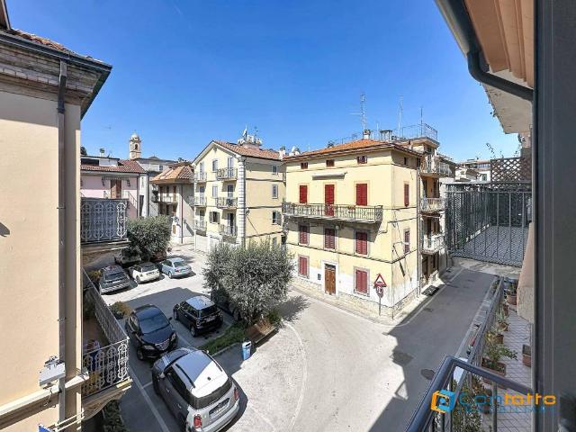 Affittasi trilocale a Cupra Marittima via Marco Marcantoni