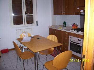 Affittasi trilocale a Bologna via Vezza, San Donato