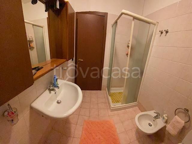 Affittasi trilocale a Desenzano del Garda via Vicina