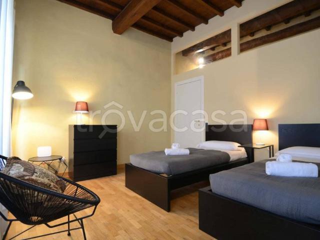 Affittasi trilocale a Firenze via Palazzuolo, Borgo Ognissanti Il Prato