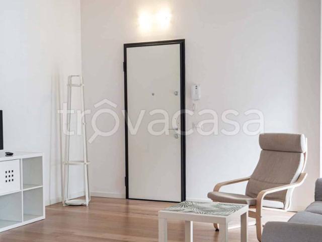 Affittasi trilocale a Milano via Vesio, Monte Stella