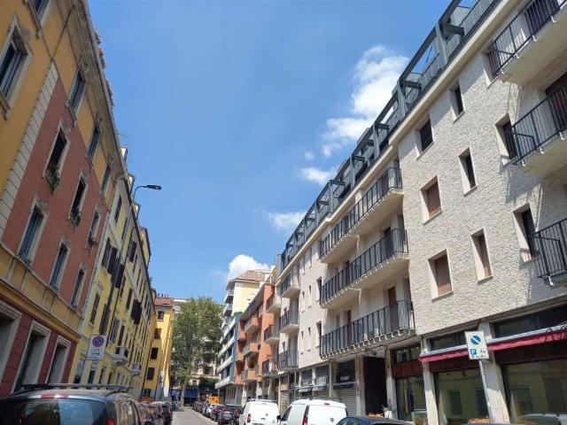 Affittasi trilocale a Milano via Fogazzaro 9