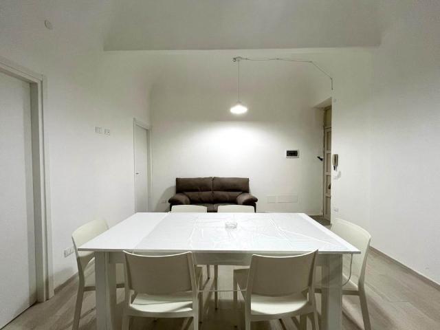 Affittasi trilocale a Palermo via monfenera 167, Corso Tukory