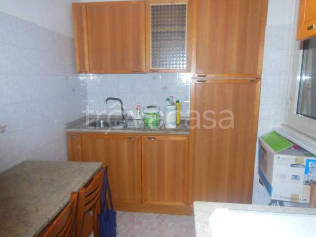 Affittasi trilocale a Roma, Ostia Levante