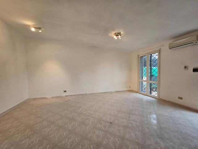 Affittasi Villa, CASTELFUSANO CANALE D. LINGUA VILLINO BIFAMILIARE P.TERRA Annunci Roma, Frazione Casal Palocco Rif.626295