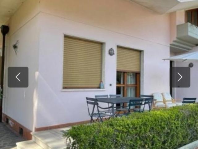 Affittasi villa a Vittoria Apuana, Forte dei Marmi