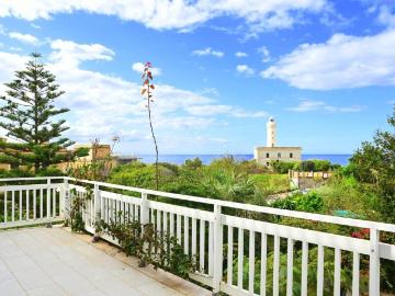 Affittasi Villa, ANZIO CENTRO VILLA VISTA MARE Annunci Anzio Roma Rif.645579