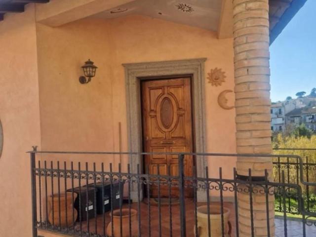 Affittasi Villa, AFFITTASI VILLINO Annunci Bracciano Roma Rif.638526