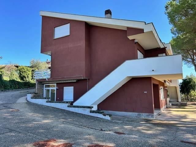 Affittasi Villa, Morlupo centro unifamiliare Annunci Morlupo Roma Rif.593374