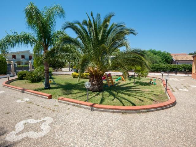 Affittasi villa singola a Siracusa